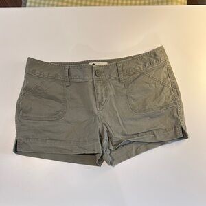 SO Green Cargo Shorts Relaxed Fit Casual Wear